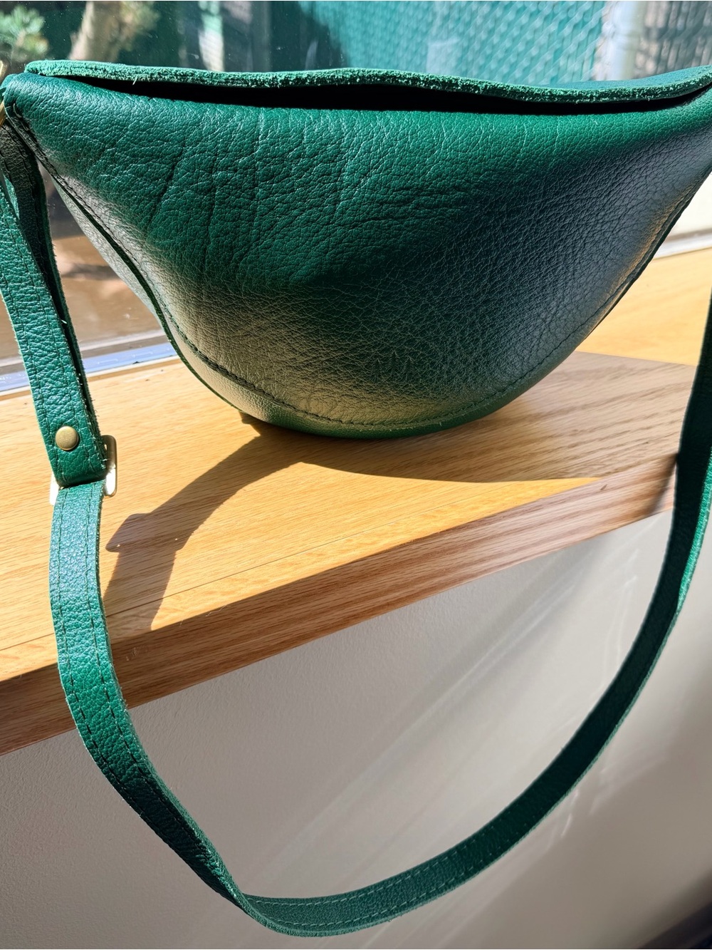 Medium Portland Leather Emerald Green Crossbody Bag - Picture 4 of 7